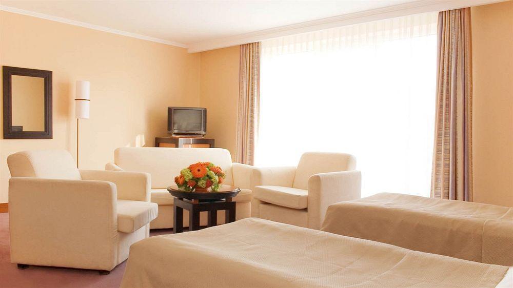 Leba Hotel & Spa Luaran gambar