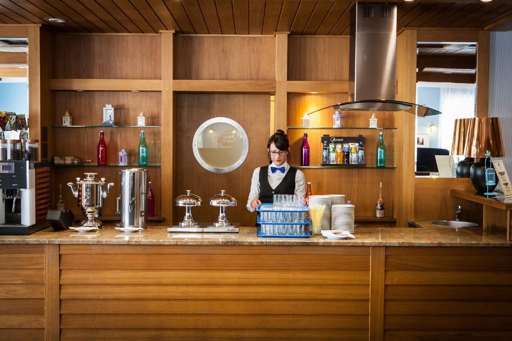 Leba Hotel & Spa Luaran gambar
