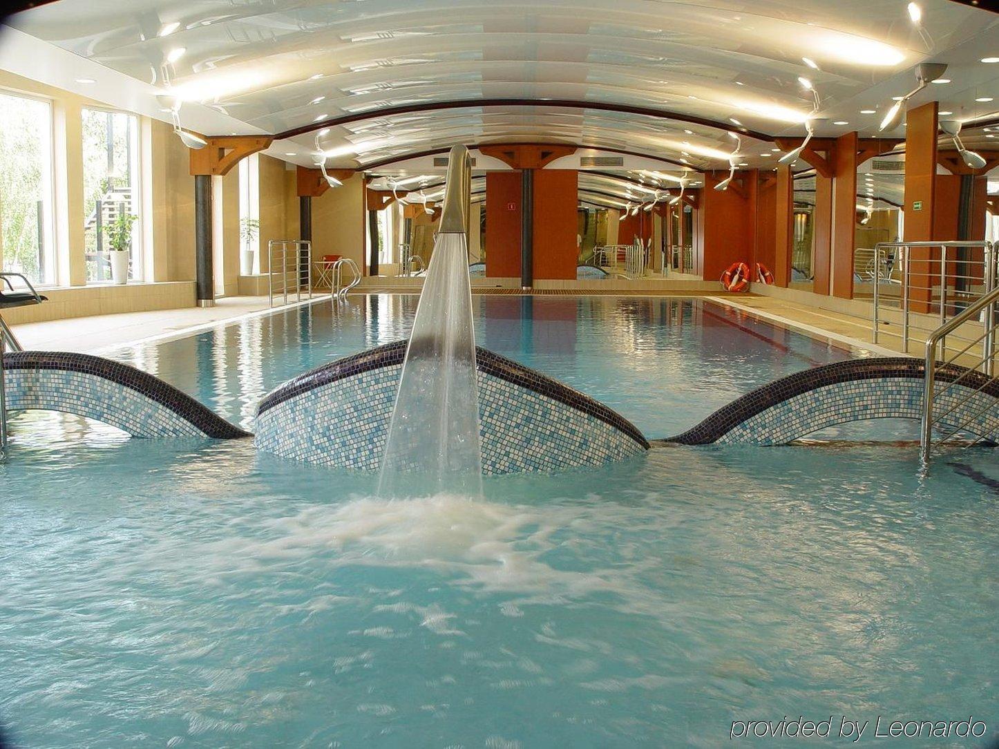 Leba Hotel & Spa Luaran gambar
