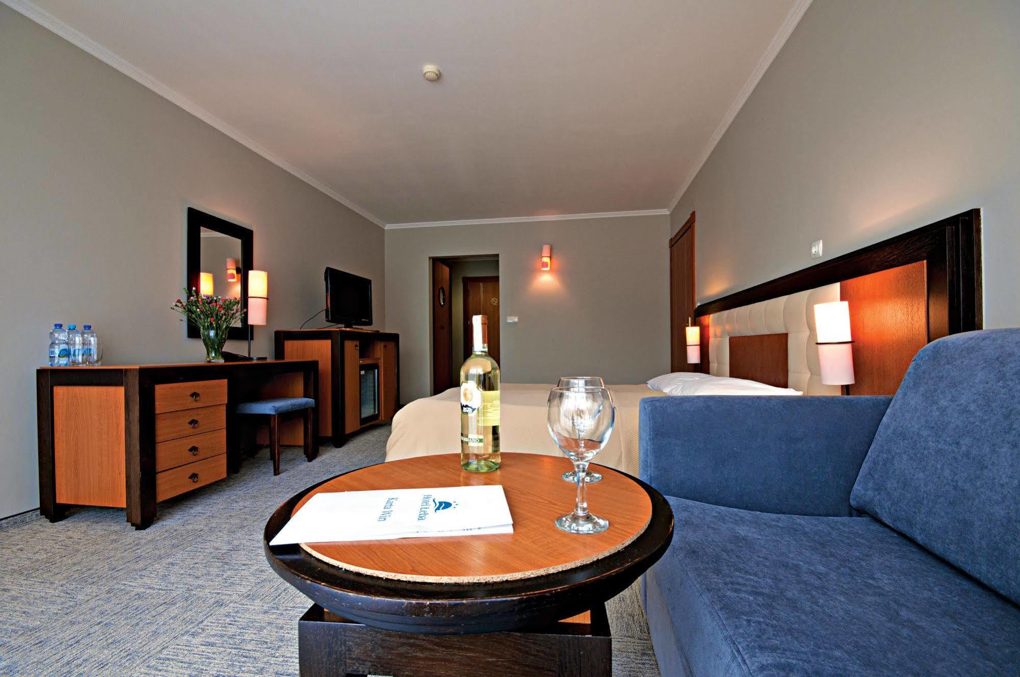 Leba Hotel & Spa Luaran gambar
