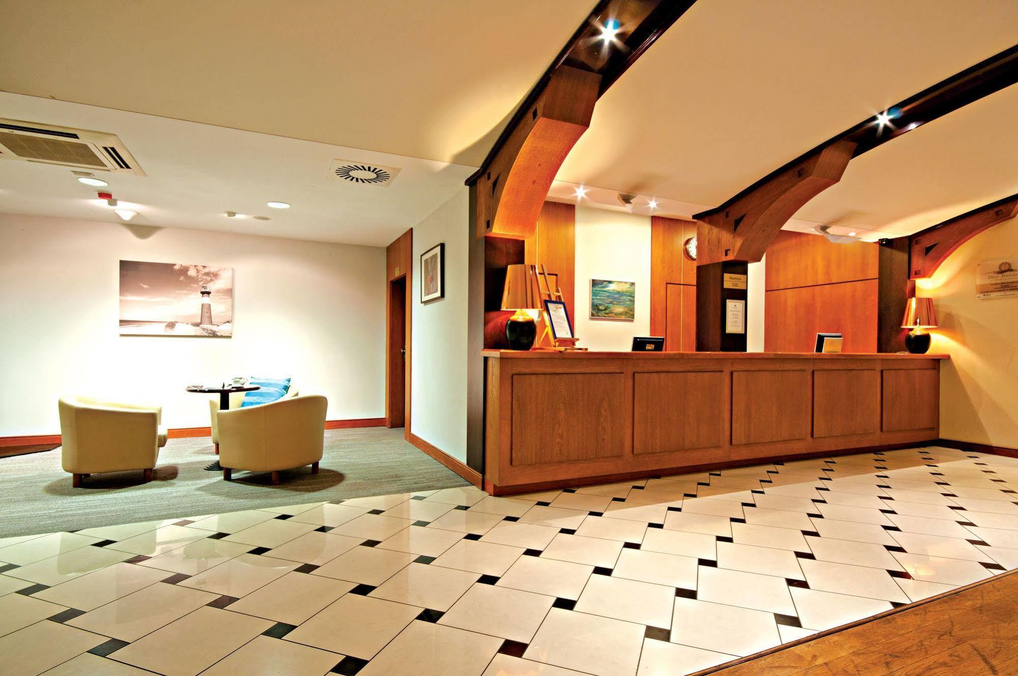 Leba Hotel & Spa Luaran gambar